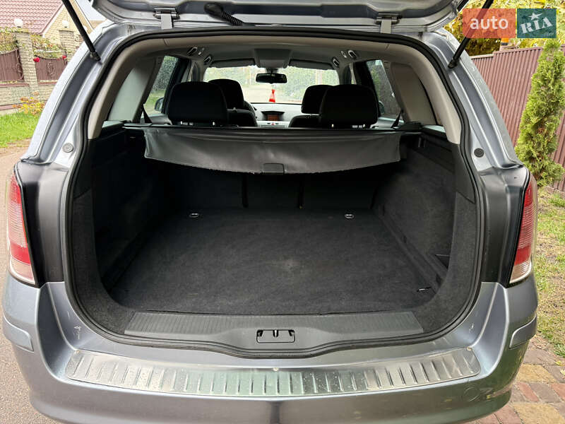 Универсал Opel Astra 2009 в Борисполе