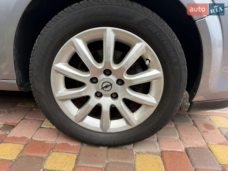 Универсал Opel Astra 2009 в Борисполе