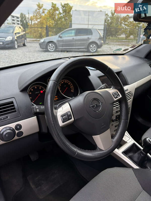 Универсал Opel Astra 2009 в Белой Церкви