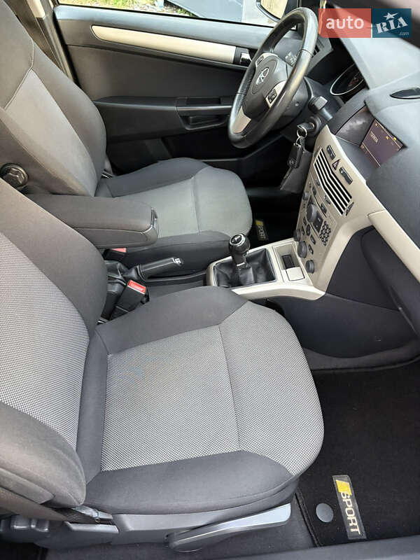Универсал Opel Astra 2009 в Белой Церкви