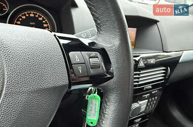Универсал Opel Astra 2009 в 