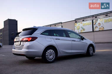Универсал Opel Astra 2018 в 