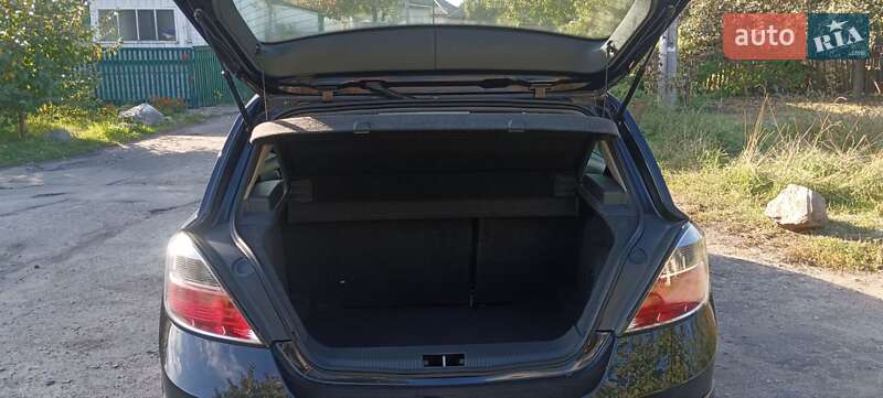 Хэтчбек Opel Astra 2007 в Умани фото 10 Хэтчбек Opel Astra 2007 в Умани