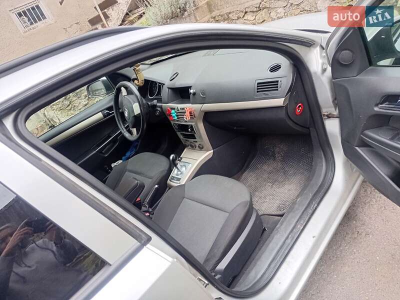 Универсал Opel Astra 2007 в Хмельницком