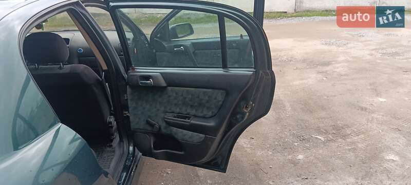 Седан Opel Astra 1999 в Виннице