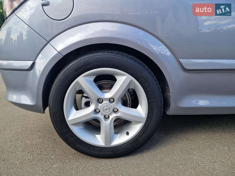 Хэтчбек Opel Astra 2005 в Тернополе фото 28 Хэтчбек Opel Astra 2005 в Тернополе