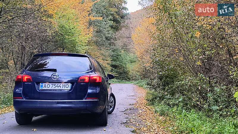 Универсал Opel Astra 2014 в Ужгороде фото 5 Универсал Opel Astra 2014 в Ужгороде