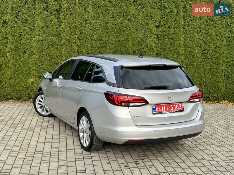 Универсал Opel Astra 2019 в Львове
