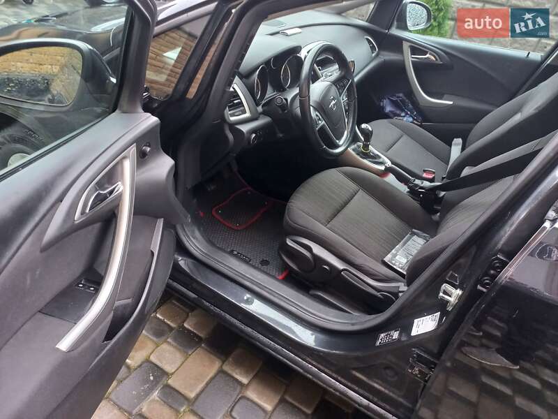 Універсал Opel Astra 2012 в Рівному фото 5 Універсал Opel Astra 2012 в Рівному