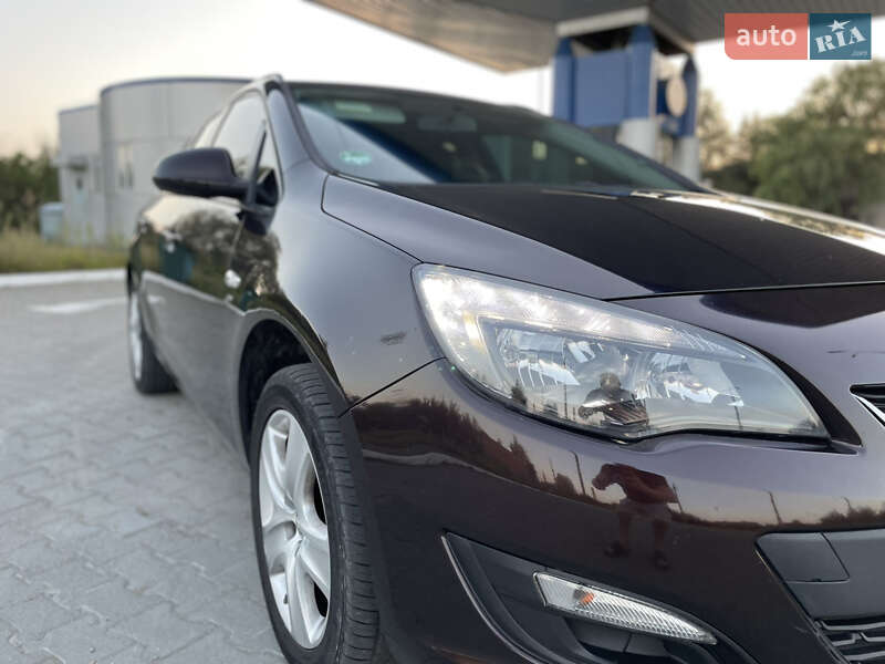 Універсал Opel Astra 2014 в Рокитному фото 5 Універсал Opel Astra 2014 в Рокитному
