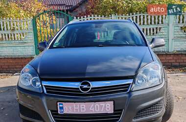 Універсал Opel Astra 2010 в Харкові