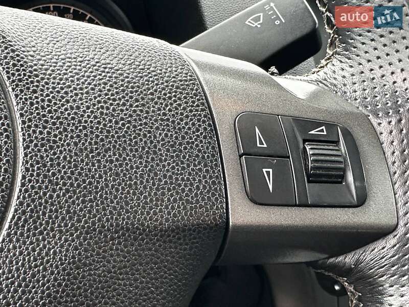 Універсал Opel Astra 2006 в Львові