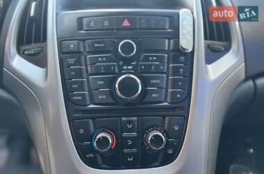 Універсал Opel Astra 2011 в  фото 16 Універсал Opel Astra 2011 в