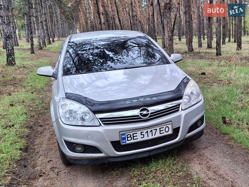 Opel Astra 2008