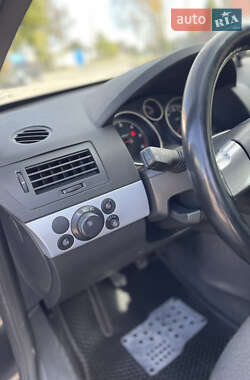 Універсал Opel Astra 2005 в 
