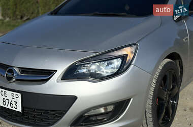 Универсал Opel Astra 2013 в 