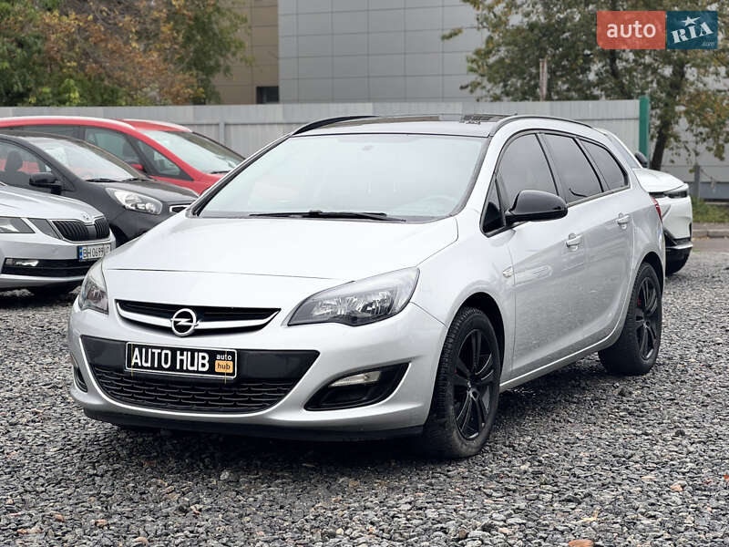 Opel Astra 2013