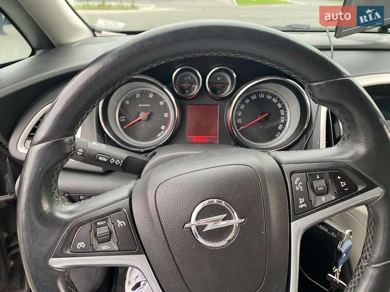 Хэтчбек Opel Astra 2012 в Ровно фото 3 Хэтчбек Opel Astra 2012 в Ровно