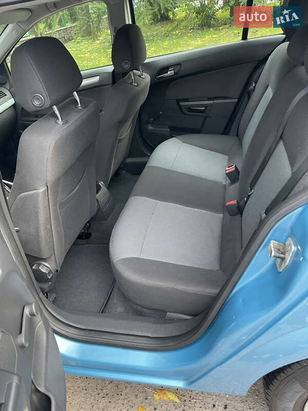 Хэтчбек Opel Astra 2005 в Луцке фото 19 Хэтчбек Opel Astra 2005 в Луцке