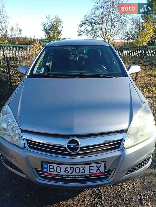 Opel Astra 2009