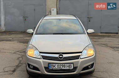 Универсал Opel Astra 2008 в 