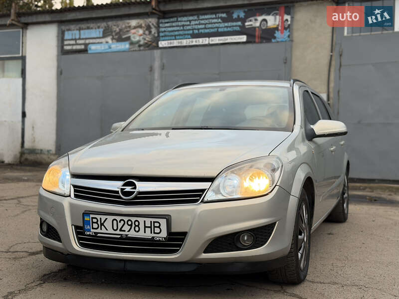 Універсал Opel Astra 2008 в Рівному фото 13 Універсал Opel Astra 2008 в Рівному