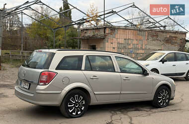 Универсал Opel Astra 2008 в 