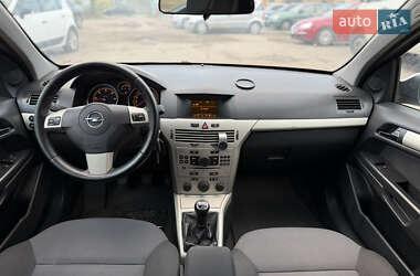 Универсал Opel Astra 2008 в 