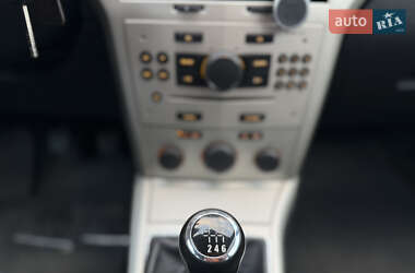 Универсал Opel Astra 2008 в 