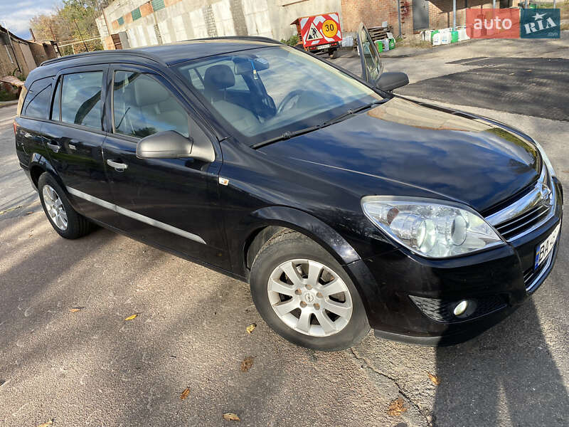 Універсал Opel Astra 2009 в Кропивницькому