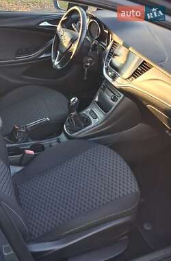 Універсал Opel Astra 2016 в  фото 32 Універсал Opel Astra 2016 в