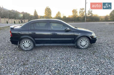 Седан Opel Astra 2003 в 