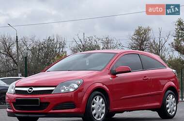 Купе Opel Astra 2008 в  фото 5 Купе Opel Astra 2008 в