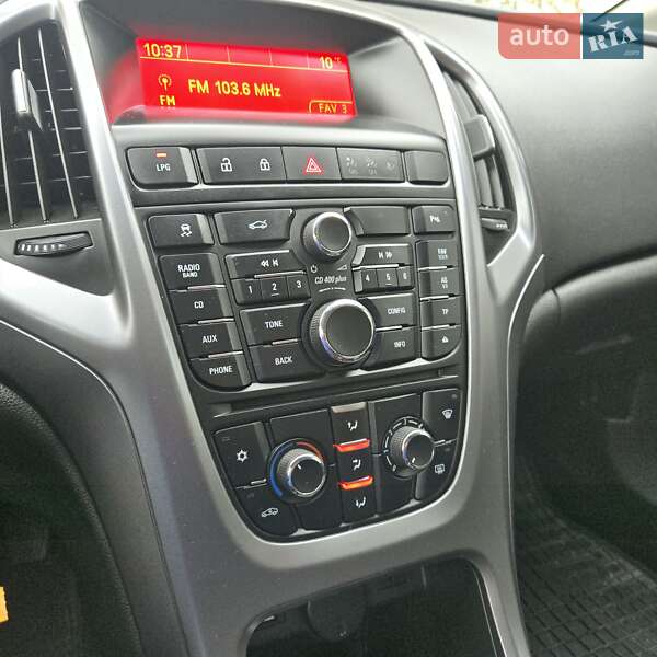 Хэтчбек Opel Astra 2017 в Кривом Роге