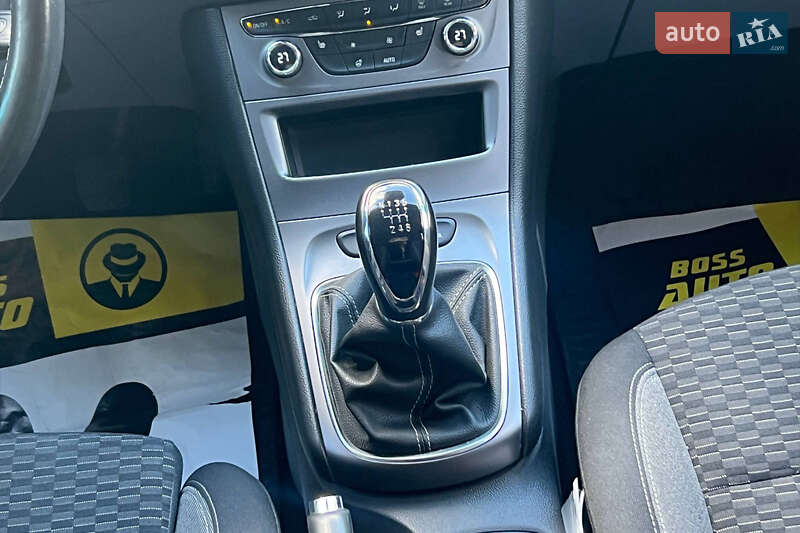 Универсал Opel Astra 2020 в Ивано-Франковске фото 14 Универсал Opel Astra 2020 в Ивано-Франковске