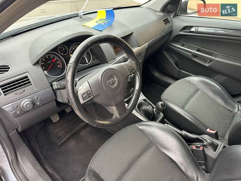 Универсал Opel Astra 2004 в Киеве фото 11 Универсал Opel Astra 2004 в Киеве