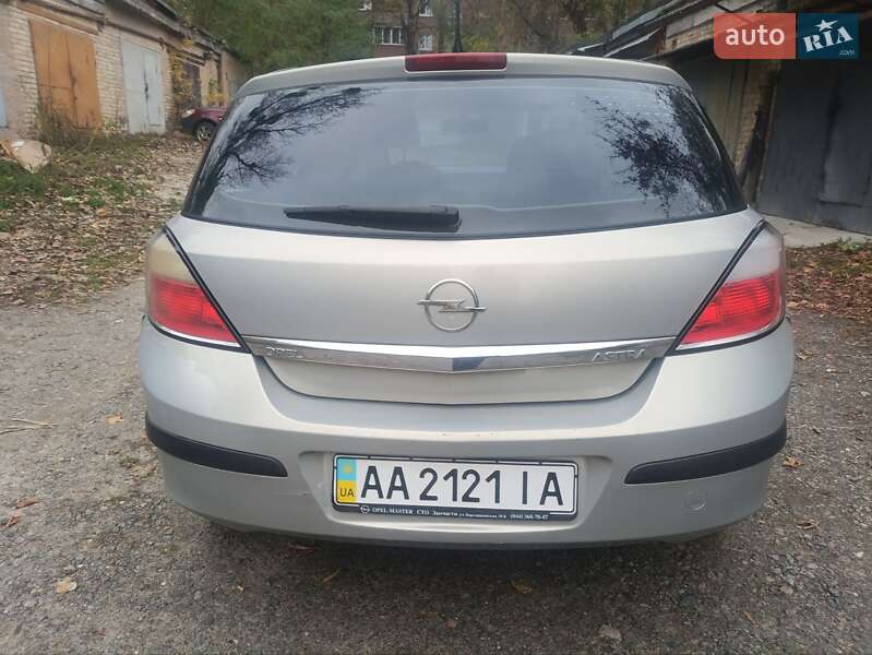 Хэтчбек Opel Astra 2006 в Киеве фото 2 Хэтчбек Opel Astra 2006 в Киеве