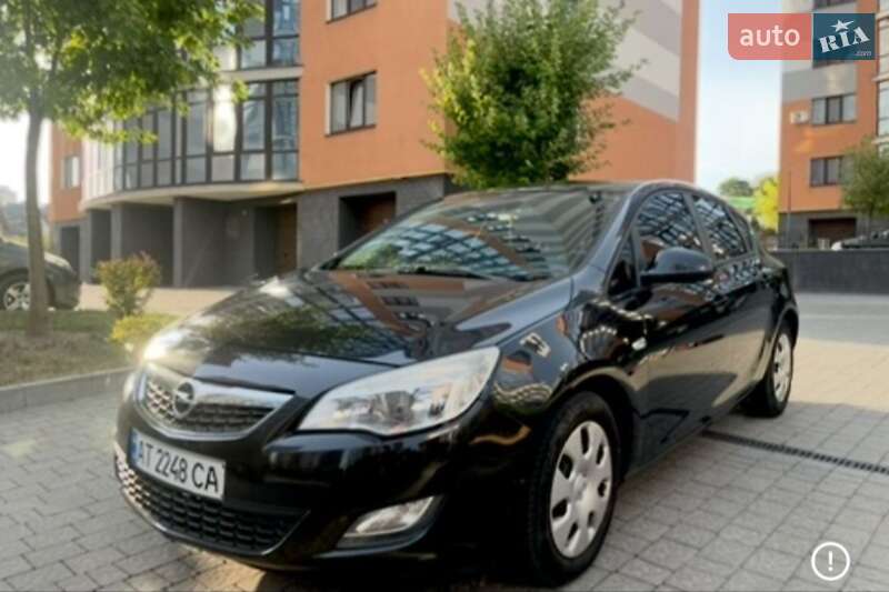 Хетчбек Opel Astra 2012 в Івано-Франківську фото 6 Хетчбек Opel Astra 2012 в Івано-Франківську