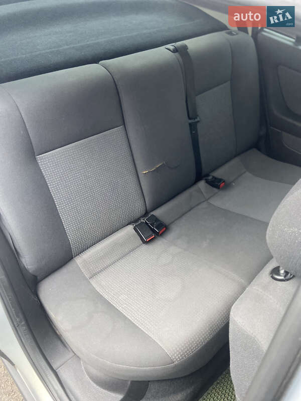 Седан Opel Astra 2008 в Києві фото 14 Седан Opel Astra 2008 в Києві