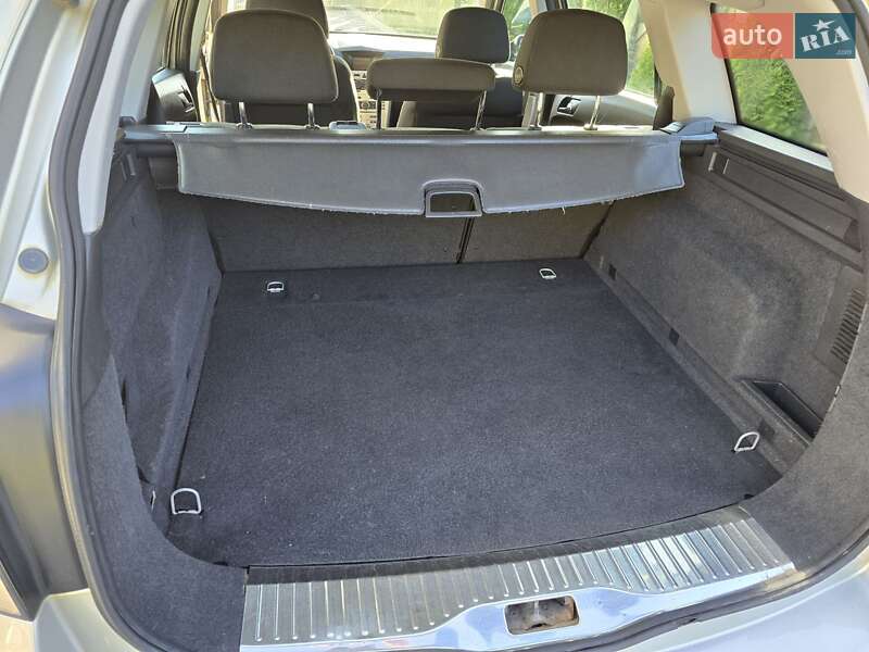 Універсал Opel Astra 2007 в Івано-Франківську