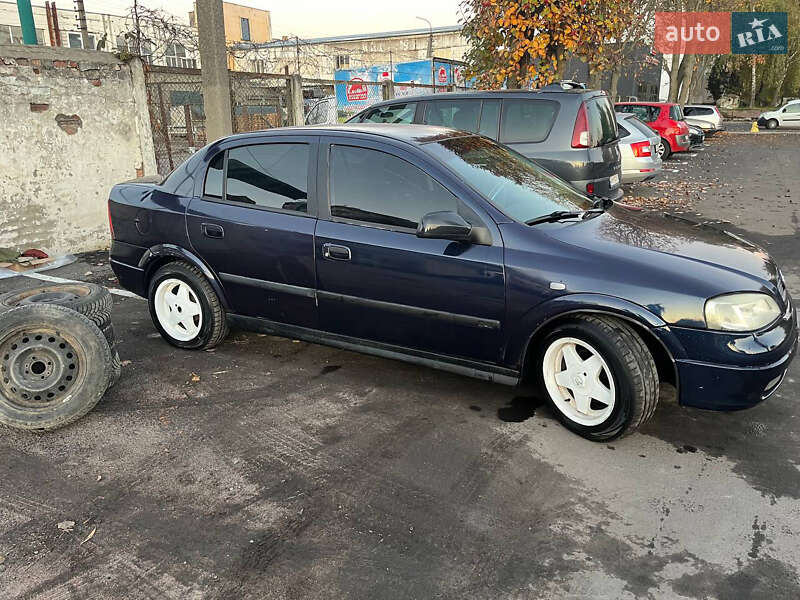 Седан Opel Astra 2005 в Житомирі фото 3 Седан Opel Astra 2005 в Житомирі