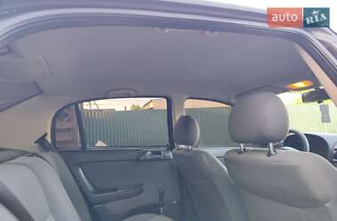 Седан Opel Astra 2008 в  фото 11 Седан Opel Astra 2008 в