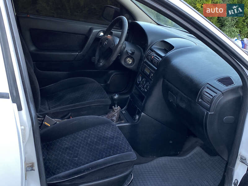 Седан Opel Astra 2000 в Збараже фото 30 Седан Opel Astra 2000 в Збараже