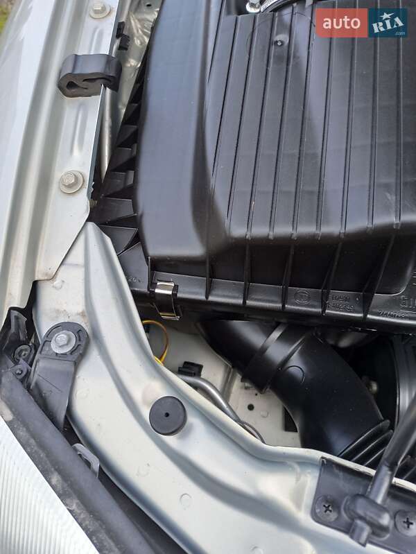 Седан Opel Astra 2007 в Кременчуці