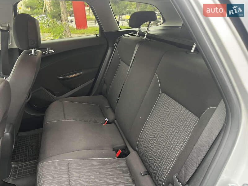 Универсал Opel Astra 2013 в Одессе фото 19 Универсал Opel Astra 2013 в Одессе