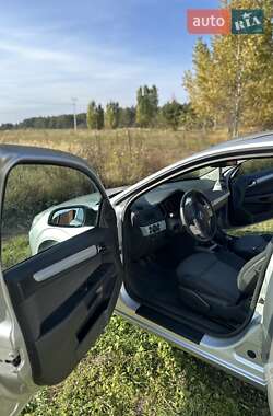Универсал Opel Astra 2006 в  фото 11 Универсал Opel Astra 2006 в