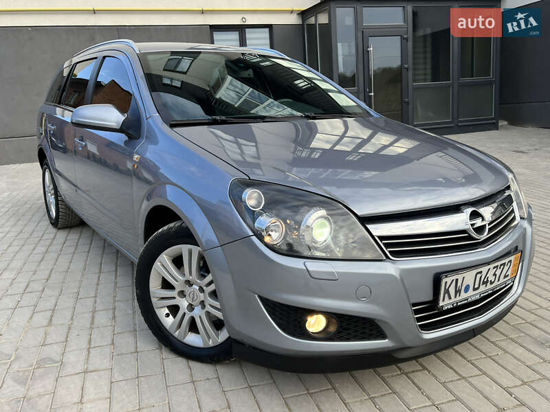 Opel Astra 2009