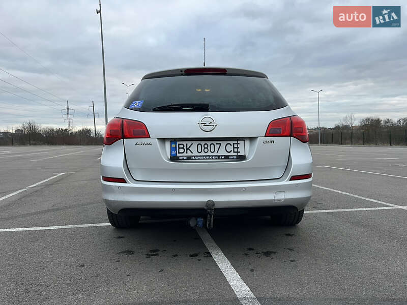 Универсал Opel Astra 2011 в Ровно фото 16 Универсал Opel Astra 2011 в Ровно