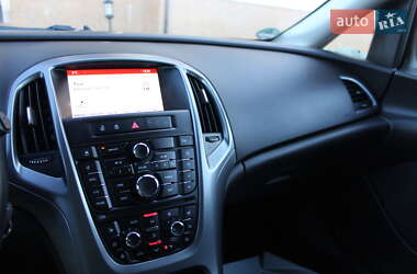 Универсал Opel Astra 2015 в 