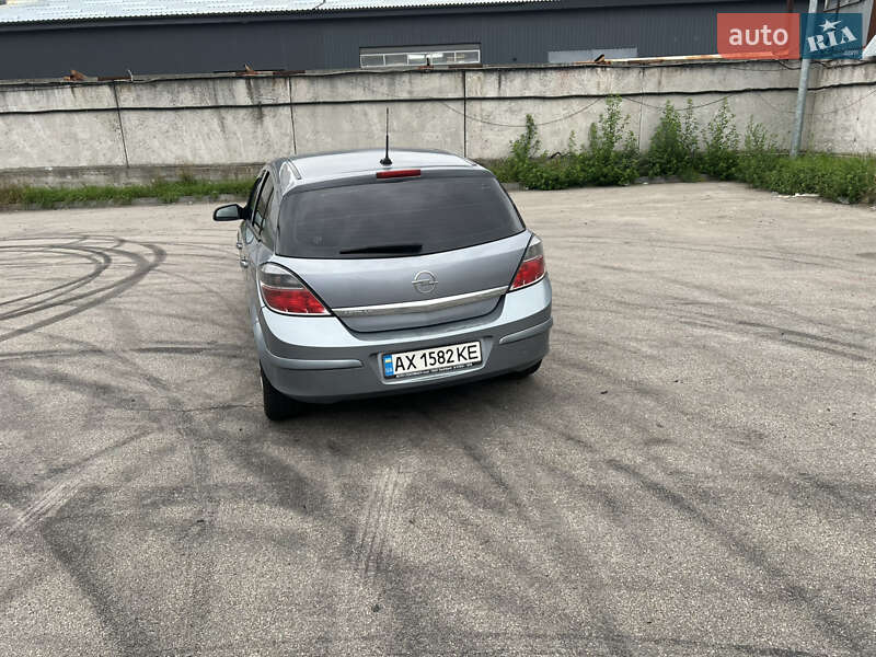 Хэтчбек Opel Astra 2007 в Киеве фото 3 Хэтчбек Opel Astra 2007 в Киеве